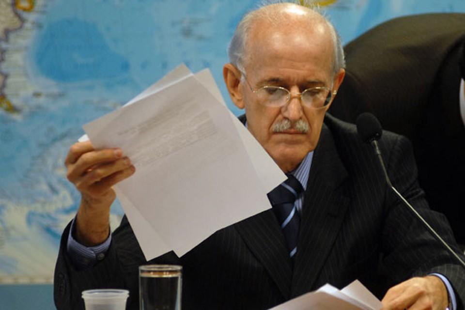 O ex-diretor geral da Abin Paulo Lacerda durante depoimento à CPI dos Grampos em agosto | Marcello Casal Jr/Agência Brasil