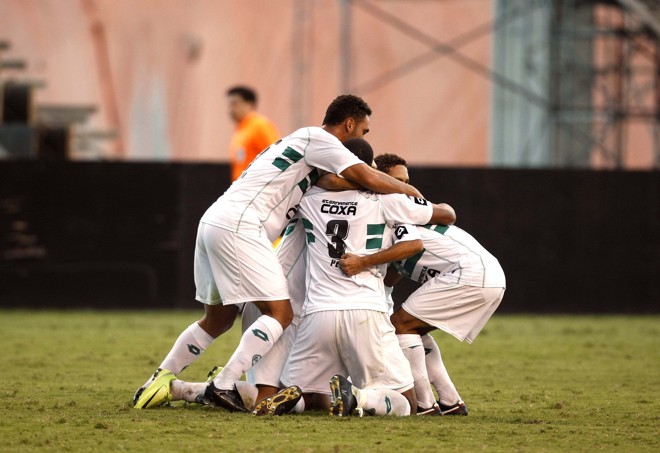 ...porém, no final, quem comemorou foi o Alviverde, vencedor pelo placar de 4 a 2 | 