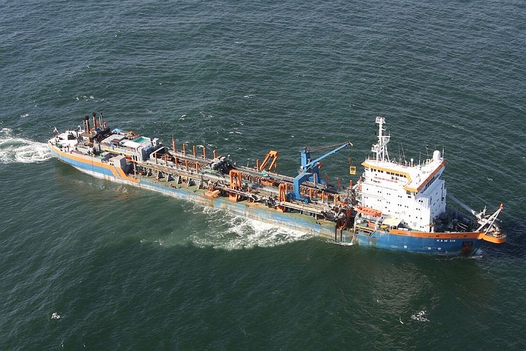 A draga HAM 310: por causa de atraso, empresa será multada em R$ 3 milhões | Divulgação