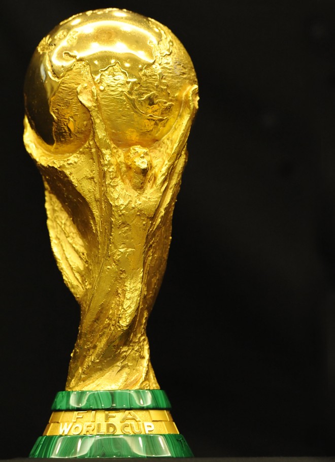 Fifa apresentou também a nova taça, que será entregue ao campeão de 2014 | 