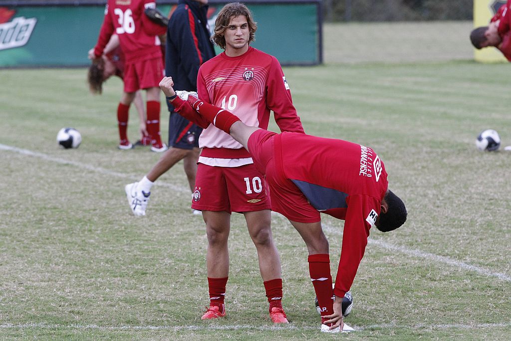 O atacante Rafael Moura já tem a artilharia do Estadual garantida, mas hoje busca a consagração maior, com o título paranaense | Pedro Serápio/Gazeta do Povo