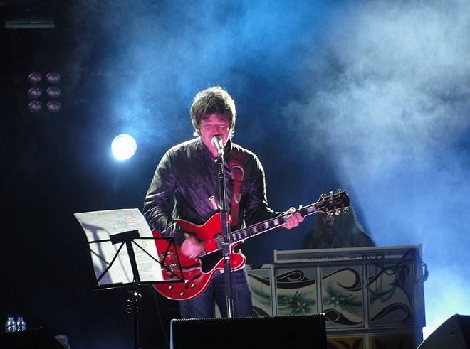 Show da banda Oasis na noite deste domingo (10), na Arena Expotrade |