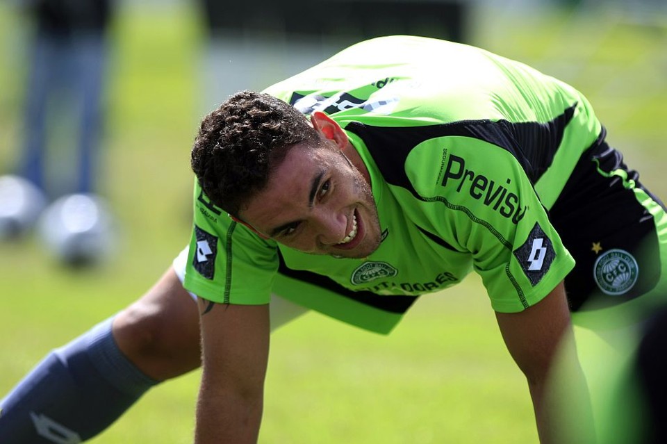 Rodrigo Mancha ainda deve render uma compensação ao Coritiba, já que poderia disputar até 10 jogos pelo clube | Daniel Derevecki/Gazeta do Povo