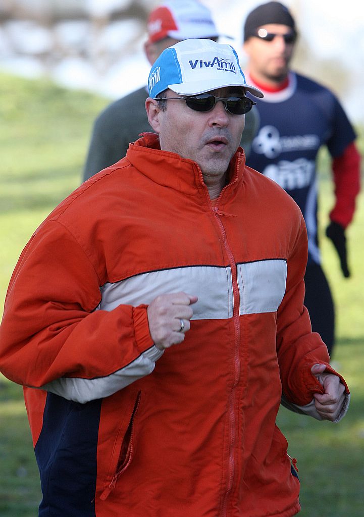 Rui Thieme jamais imaginou que conseguiria correr 45 minutos. Agora, mais disposição | Hedeson Alves/Gazeta do Povo