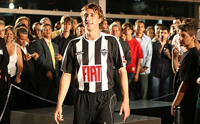 Rafael Miranda assina nesta terça-feira o seu contrato com o Furacão até o fim do ano | Divulgação / Site Oficial Rafael Miranda
