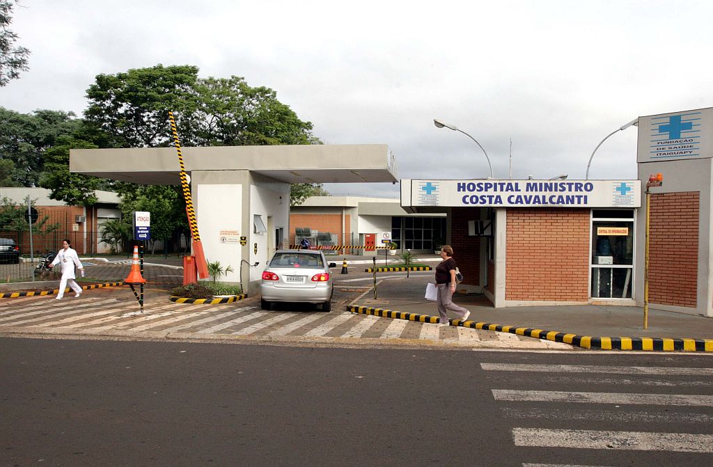 Hospital Costa Cavalcanti, em Foz: bebê está em isolamento | Christian Rizzi/Gazeta do Povo