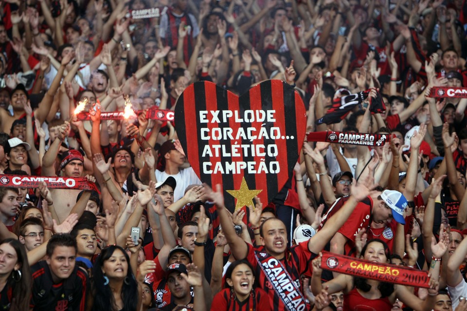 Torcida fez a sua festa. Título após três anos de espera | Hedeson Alves / Gazeta do Povo