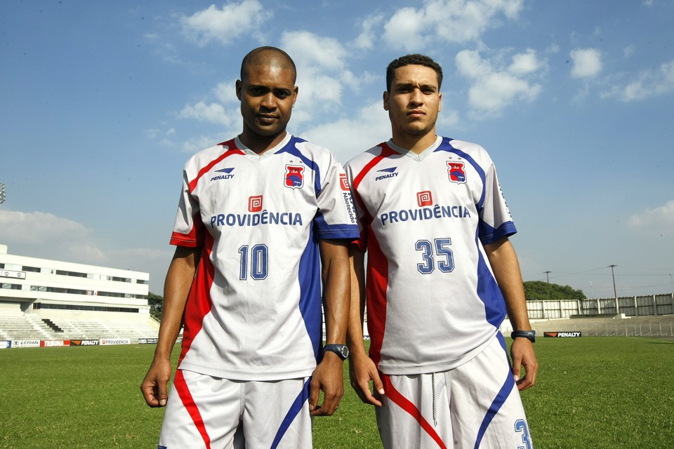 Aderaldo e Murilo Ceará: em condições, a dupla deve ser aproveitada na estreia da Série B do Campeonato Brasileiro | Valterci Santos / Gazeta do Povo