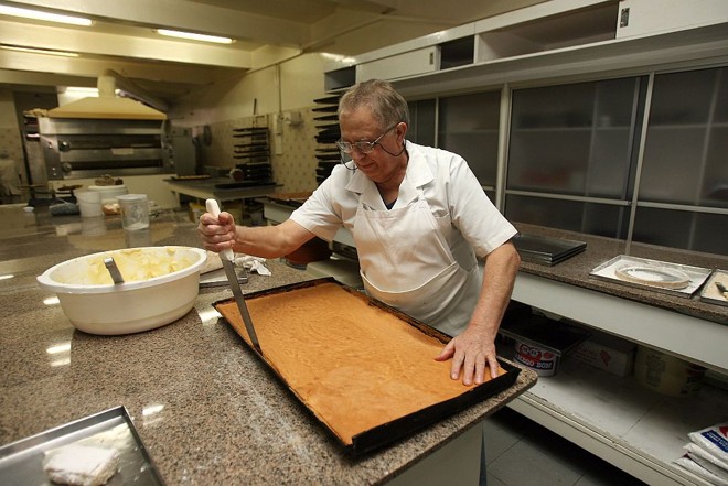 Seu Manolo: pedestrianização mudou logística da Confeitaria das Famílias | 