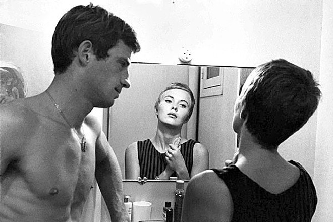 Os cabelos curtos de Jean Seberg anunciaram a 