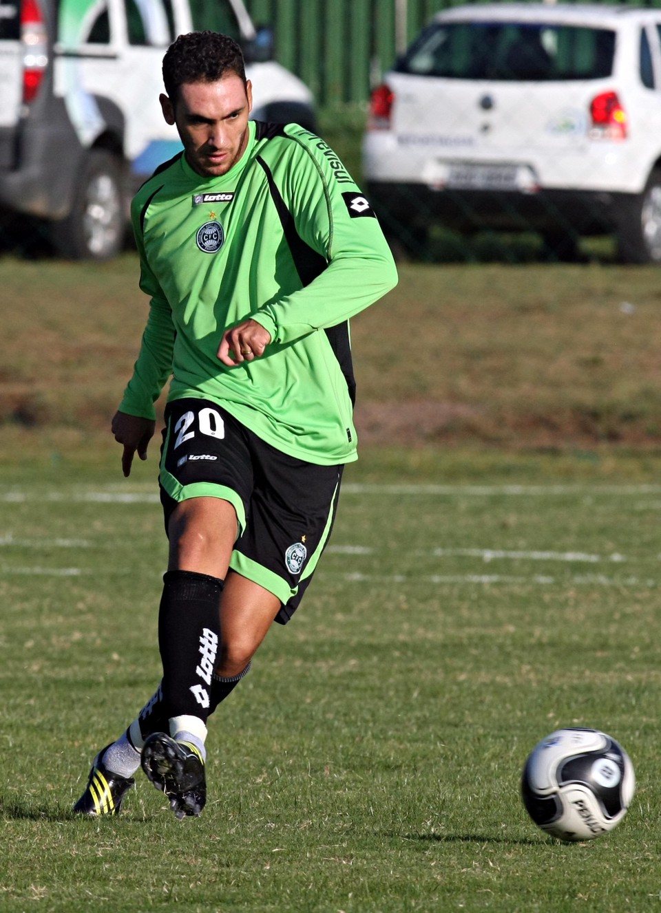 Chance de Rodrigo Mancha fica no Coxa depois do fim do seu contrato é zero, de acordo com o Santos | Albari Rosa / Gazeta do Povo