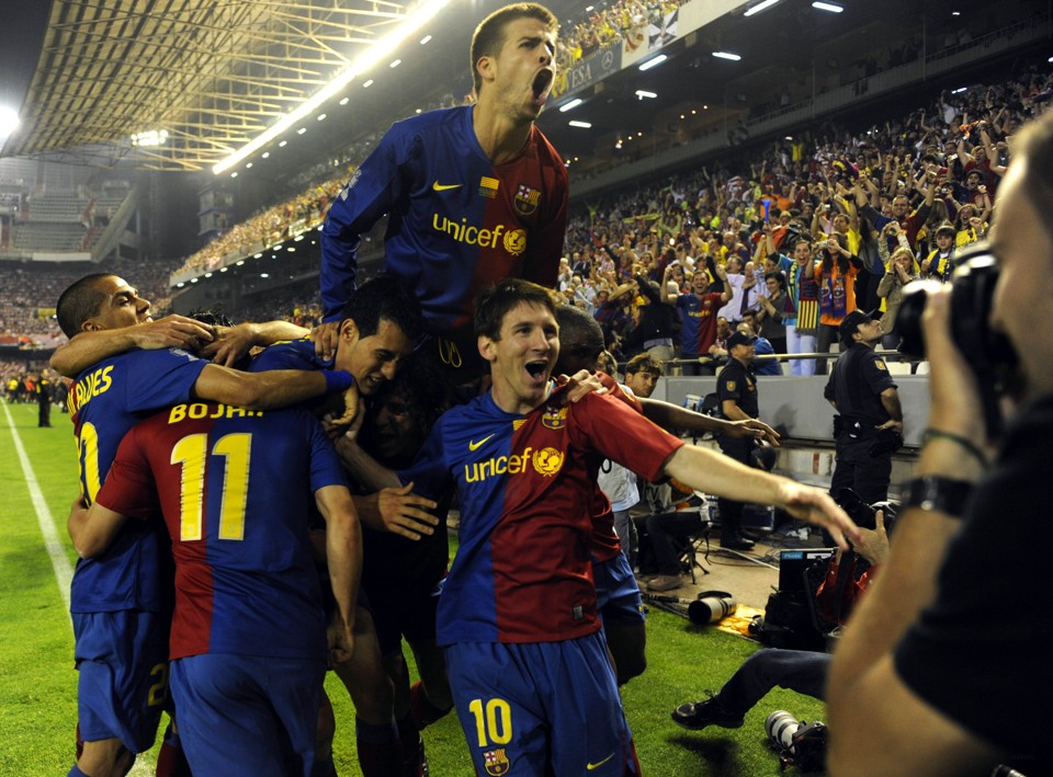 Sem dificuldades e em grande fase, Barça garantiu primeiro título da temporada | Luis Gene / AFP