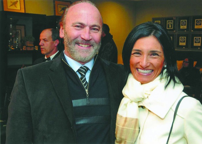 Profissionais gabaritados, os arquitetos Paulo Tabajara e Maylin Ling foram conferir a nova linha de mobiliário, em cocktail prestigiado por mais de 300 convidados |