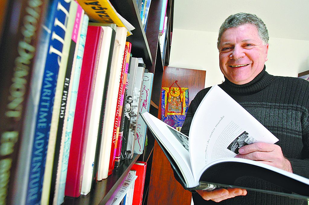 Romário Borelli, autor de O Contestado, peça épica que terá apresentação única hoje | Priscila Forone/Gazeta do Povo