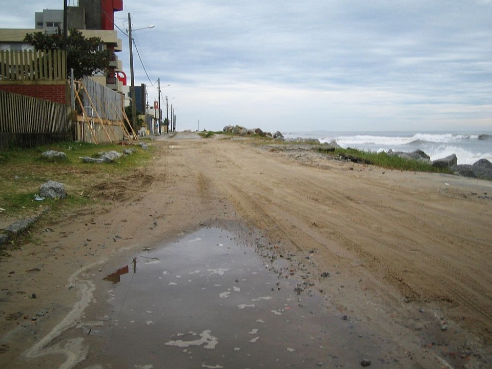 O Balneário Flamingo é um dos que são atingidos por frequentes ressacas: dos recursos que serão investidos em Matinhos, R$ 12 milhões vêm do governo federal | Felipe Lessa/Gazeta do Povo