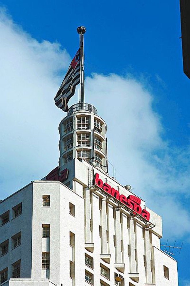 De São Paulo, Mário Sérgio Conti traça um retrato do Brasil no início desta década |