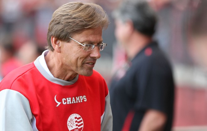 Waldemar Lemos seria o novo técnico do Furacão | Pedro Serápio / Gazeta do Povo