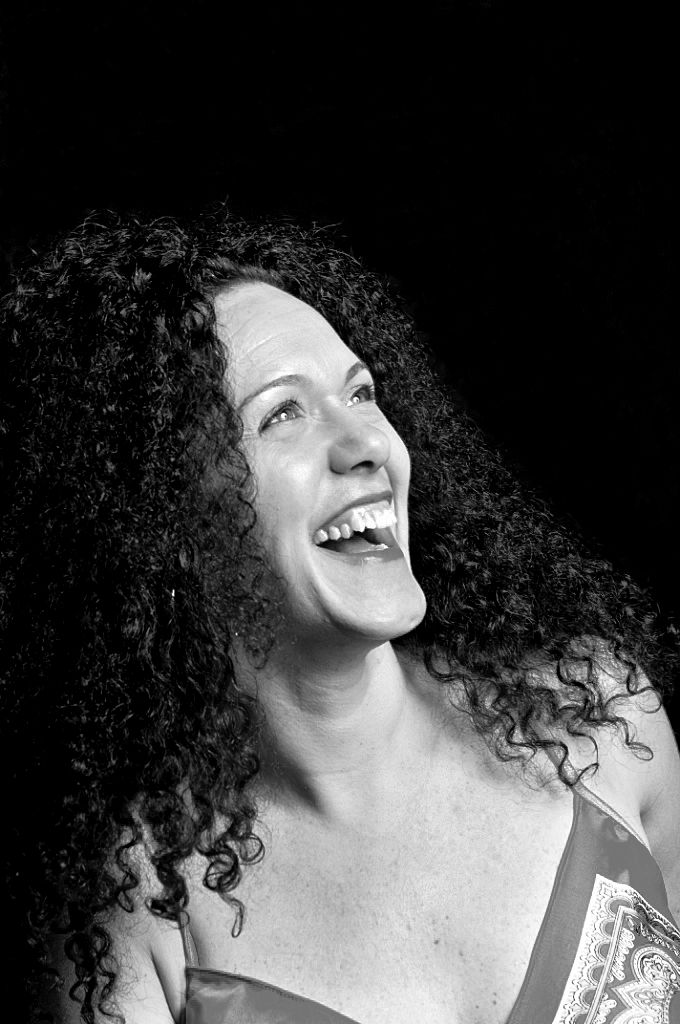 Violões e voz embalam canções de espírito pacato e poético | Paulo Fridman