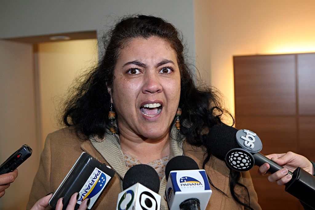 Se algum partido aceitar ele (Carli Filho), eu vou sair às ruas em protesto.Cristiane Yared, mãe de Gilmar Rafael Yared | Albari Rosa/ Gazeta do Povo