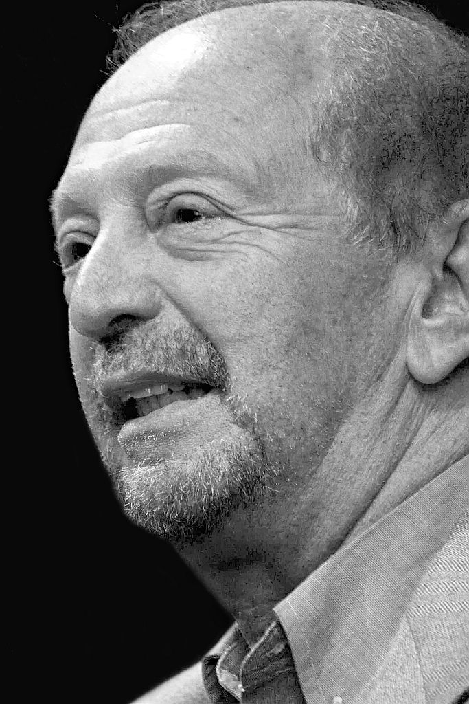 Múltiplo: Scliar se divide entre a literatura e a medicina | Divulgação