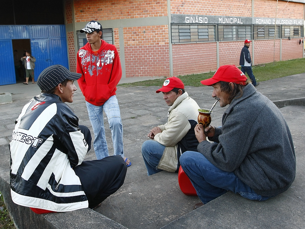 MST está acampado em Campo Largo desde o início da semana: a marcha deve chegar a Curitiba ainda hoje | Valterci Santos/Gazeta do Povo