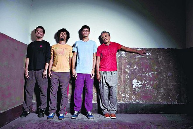 Ricardo Dias Gomes, Pedro Sá e Marcelo Callado: o rock de Caetano |