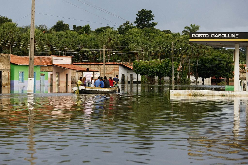 Cenas do dilúvio piauiense: estado nordestino vive um de seus piores momentos | Fernando Donasci/Folha Imagem