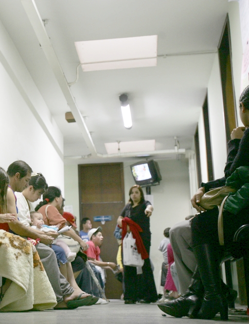 Unidade de saúde lotada: frio aumenta índice de doenças respiratórias | Valterci Santos/Arquivo Gazeta do Povo