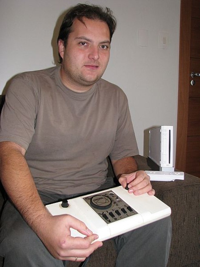 Thiago Duarte, com seu Video-Jogo: consoles 