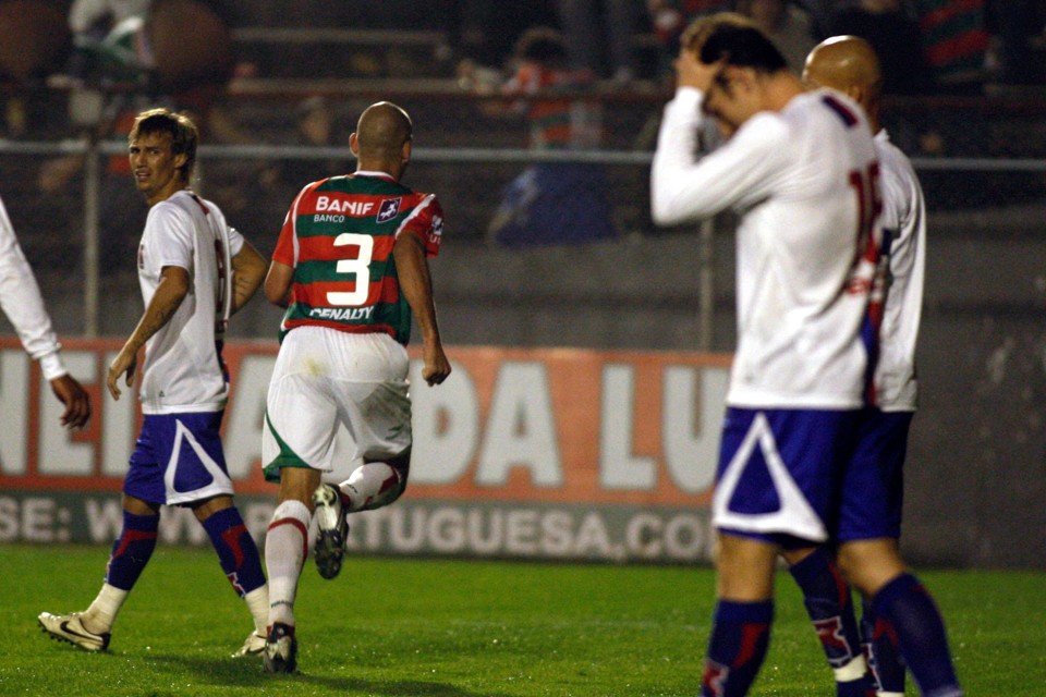 Bola parada da Portuguesa derrubou o Paraná e Tricolor revive filme do ano passado: luta contra o rebaixamento | Ricardo Matsukawa / Futura Press