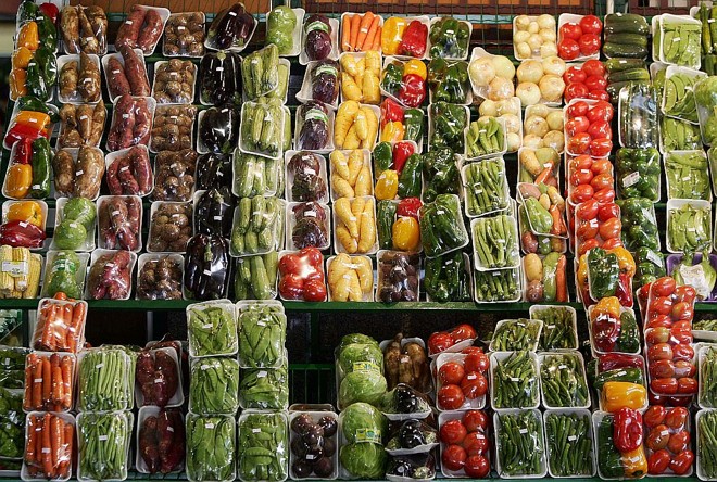 Orgânicos em exposição em Curitiba: certificação terá de obedecer a um novo padrão | 