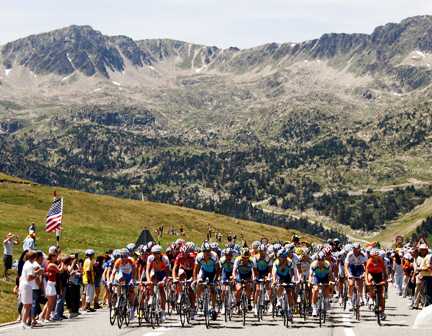 A Volta da França saiu de Andorra e retornou ao território francês. | Charles Platiau/ Reuters