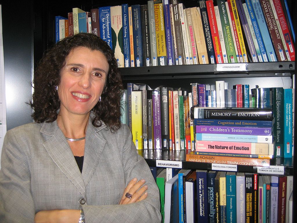 Lilian diz que condução e análise do testemunho deve ser feito por gente especializada | Arquivo pessoal