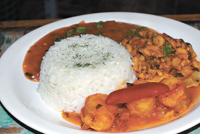 Moqueca capixaba, uma das especialidades da casa |