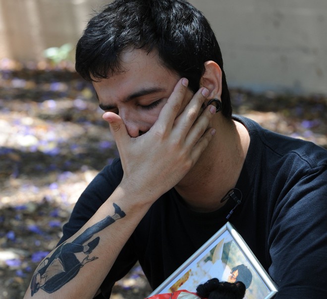 Fã brasileiro chora morte de Michael Jackson em Los Angeles | 