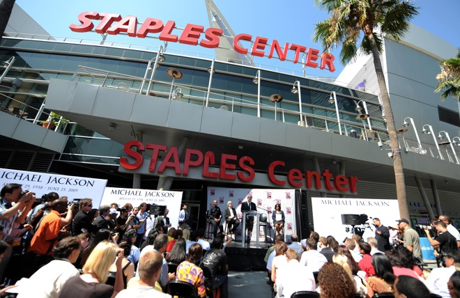 Fãs devem se cadastrar em site entre sexta e sábado para sorteio do funeral de Michael Jackson | 