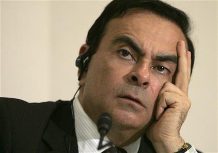 O presidente-executivo da montadora francesa Renault, o brasileiro Carlos Ghosn, estima que 2010 será "tão difícil como 2009", com a continuidade da crise na indústria automotiva mundial | Reuters