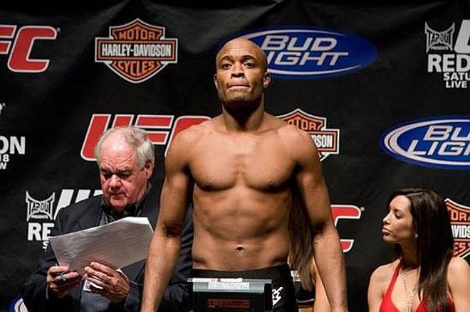 Anderson Silva quer cumprir as suas últimas lutas com o UFC como mais sabe fazer: vencendo | 