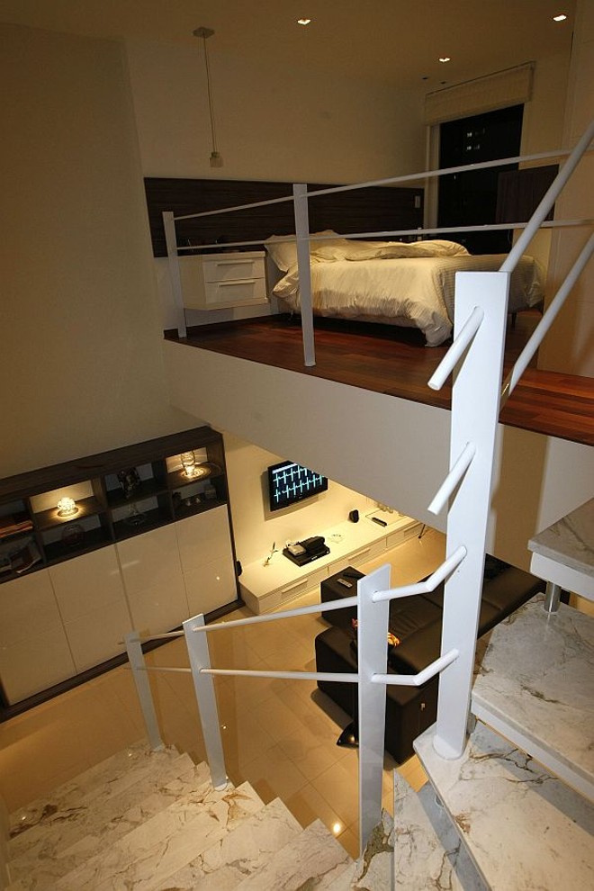 Loft de 90 metros quadrados da publicitária Manuela Gonçalves prioriza a decoração moderna | 