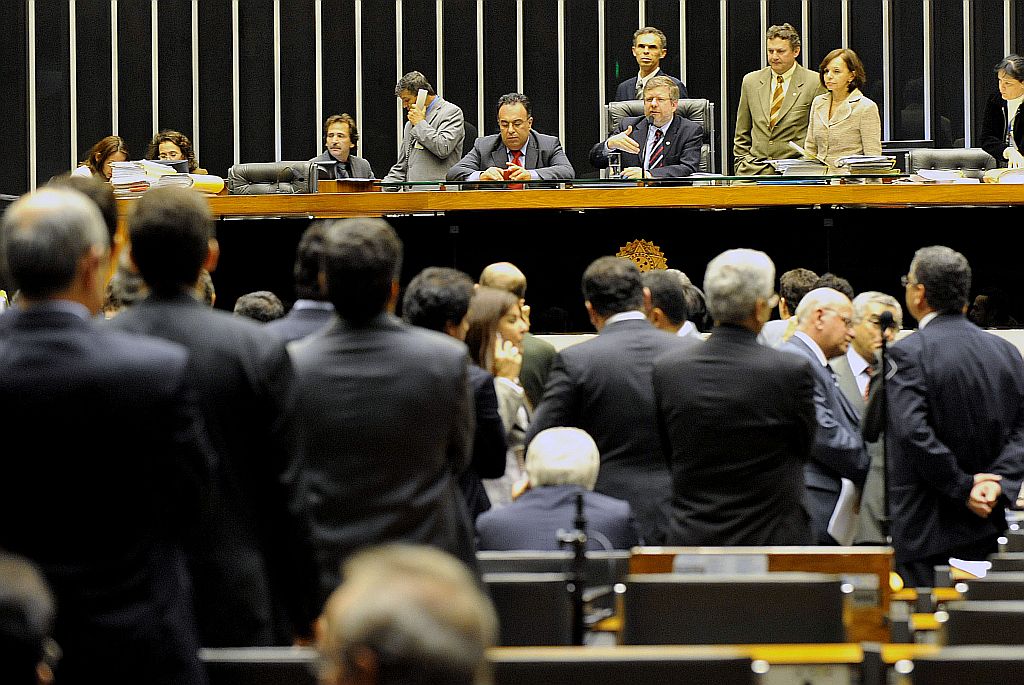 Lei que orienta gastos do ano que vem só foi aprovada após um dia de intensas negociações entre governistas e oposição | Brizza Cavalcante/Ag. Câmara