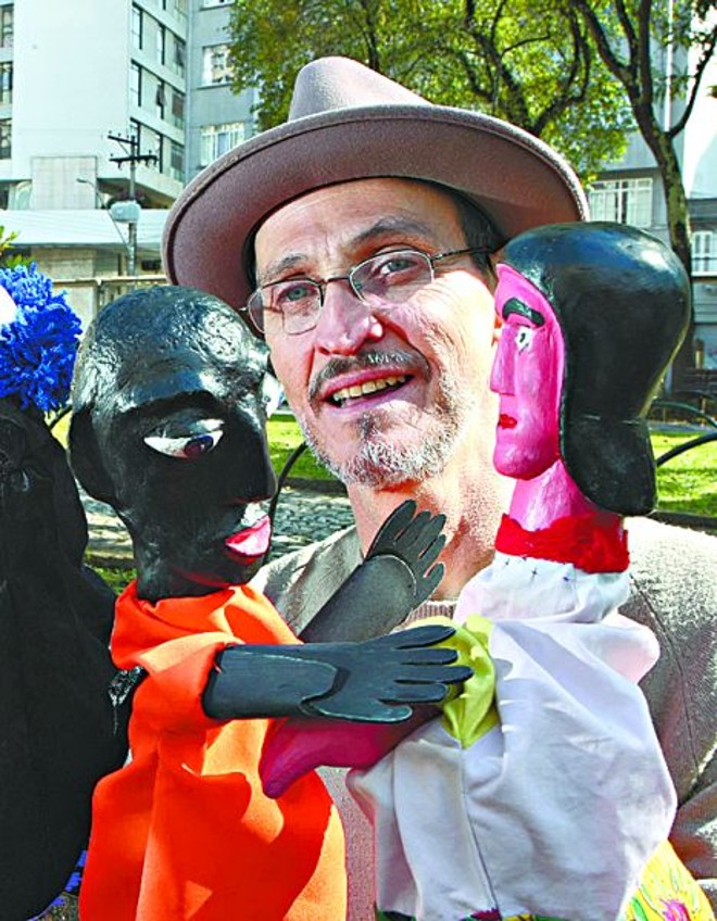 Perré, presidente da Associação Brasileira de Teatro de Bonecos (ABTA) |