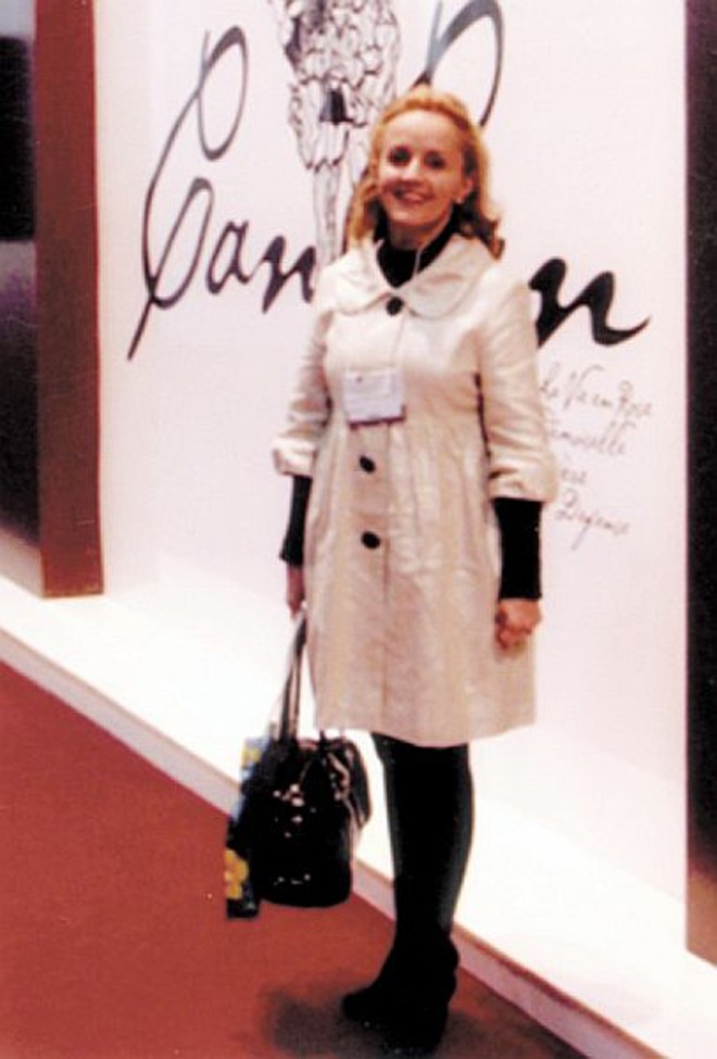 FEIRA DE JoIAS EM SÃO PAULO - Aconteceu em São Paulo, na última semana, a 49ª Feninjer, a mais importante feira do mercado de joias do país. Entre as presentes no evento estava a joalheira curitibana Regina Reffo, proprietária da tradicional Reffo Joias e Cristais, que foi conferir as novidades do setor | 