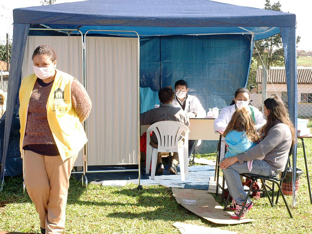Barracas para atendimento em Apucarana: medidas de prevenção ajudam a conter vírus | Josias Profeta/ Divulgação