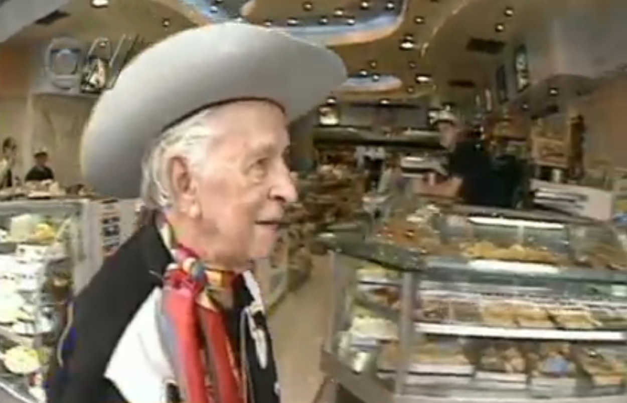 Bob Nelson gravou uma versão em português de Oh! Susanna | Reprodução TV Globo