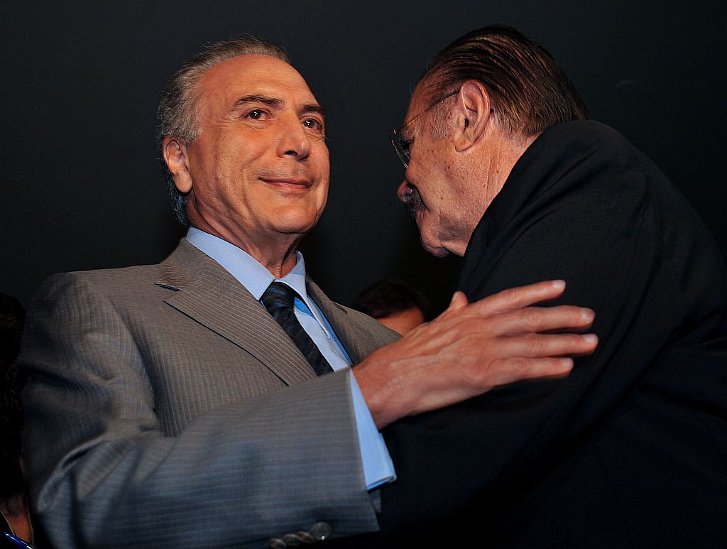 Temer com Sarney, no Congresso. Direção do PMDB começa a agir para tentar reverter crise no Senado | José Cruz/ABr