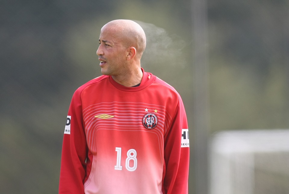 Comissão técnica do Atlético quer Alex Mineiro inteiro e pronto para o jogo contra o São Paulo | Jonathan Campos / Gazeta do Povo