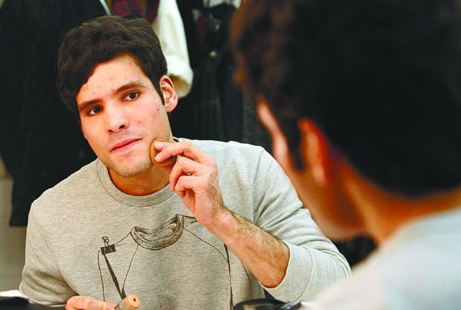 No camarim, Murilo Trajano (Gaston)... | 