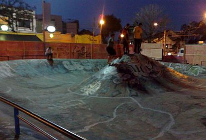 Nova iluminação e câmeras de segurança serão colocadas na praça |