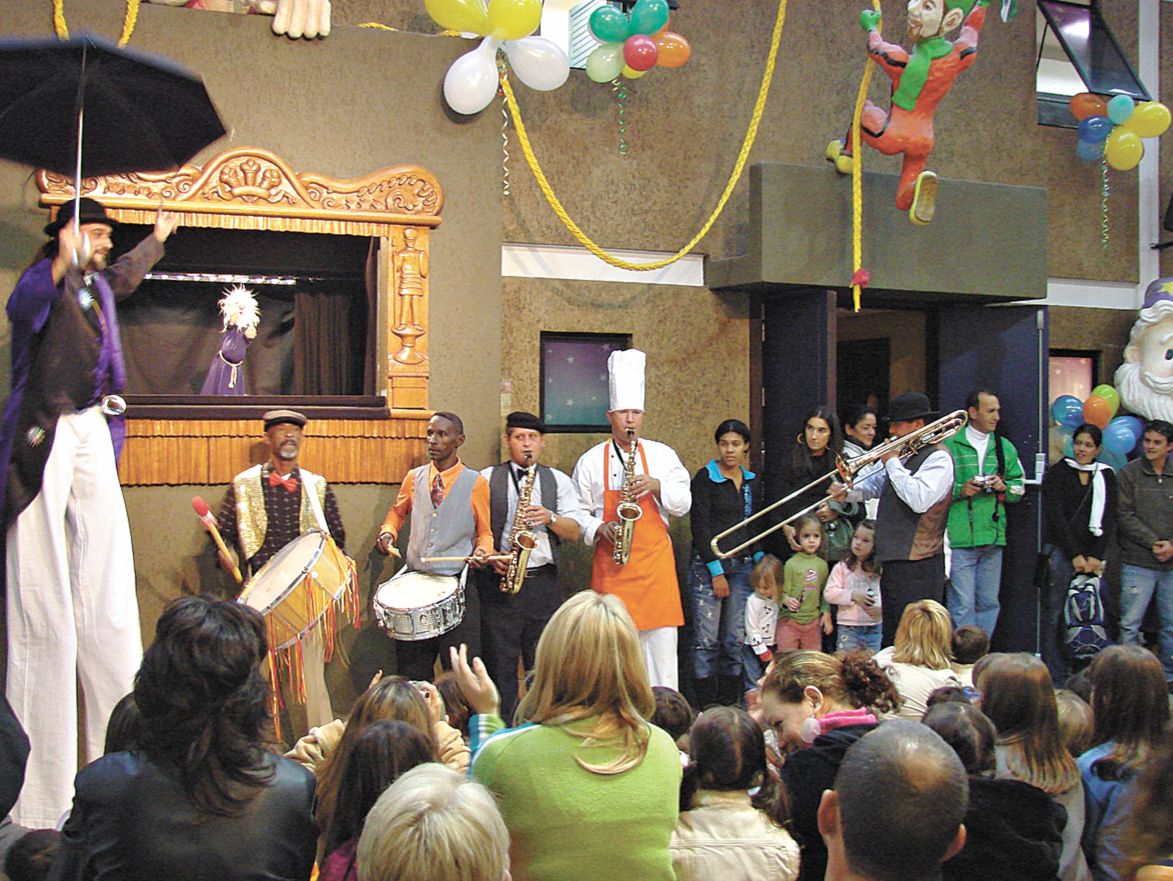 A janela do Dr. Botica: casa cheia | Simone Kobachuk/Divulgação