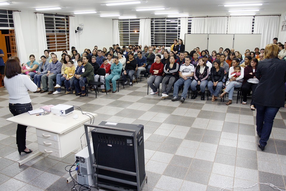 Decisão foi tomada em reunião entre pais e diretores das escolas, a pedido da secretaria de Educação | André Renato/PMM